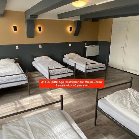Xplore Hostel Amsterdam-3